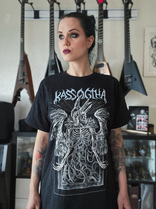 Demonic Bird - T-shirt